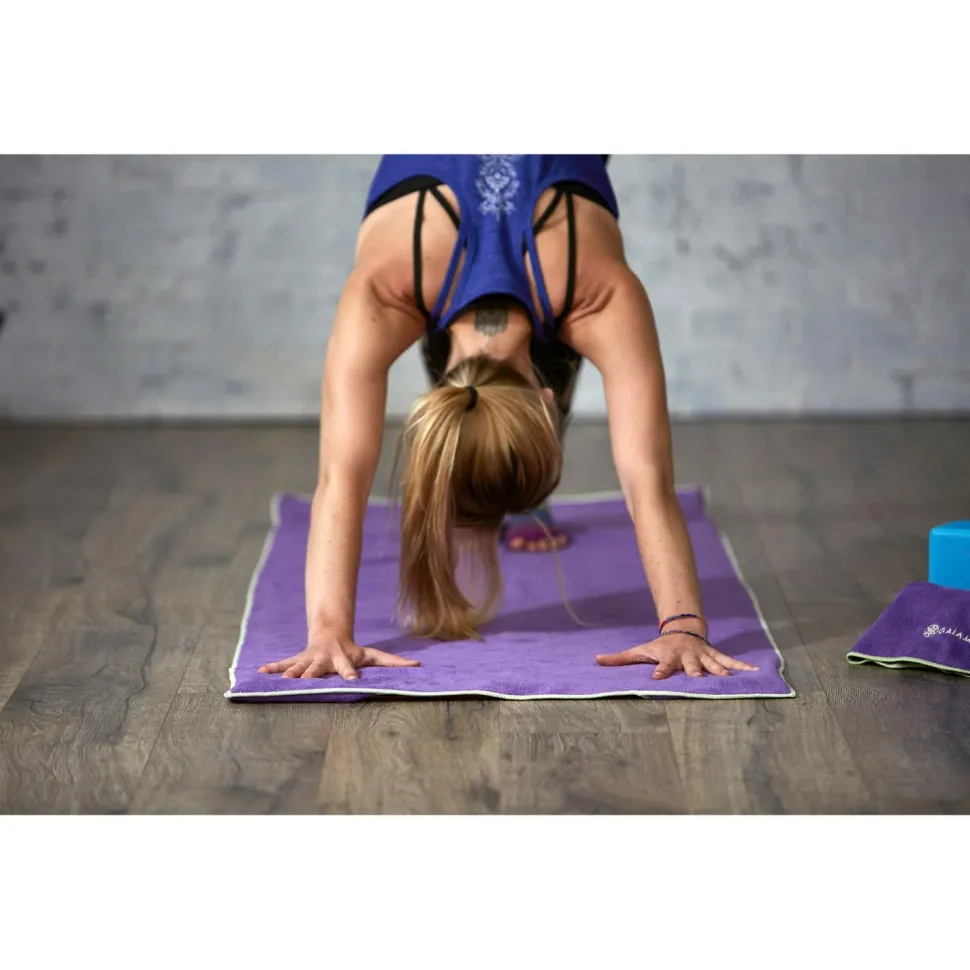GAIAM - Stay Put Yoga Mat Towel - Mikrofaserhandtuch