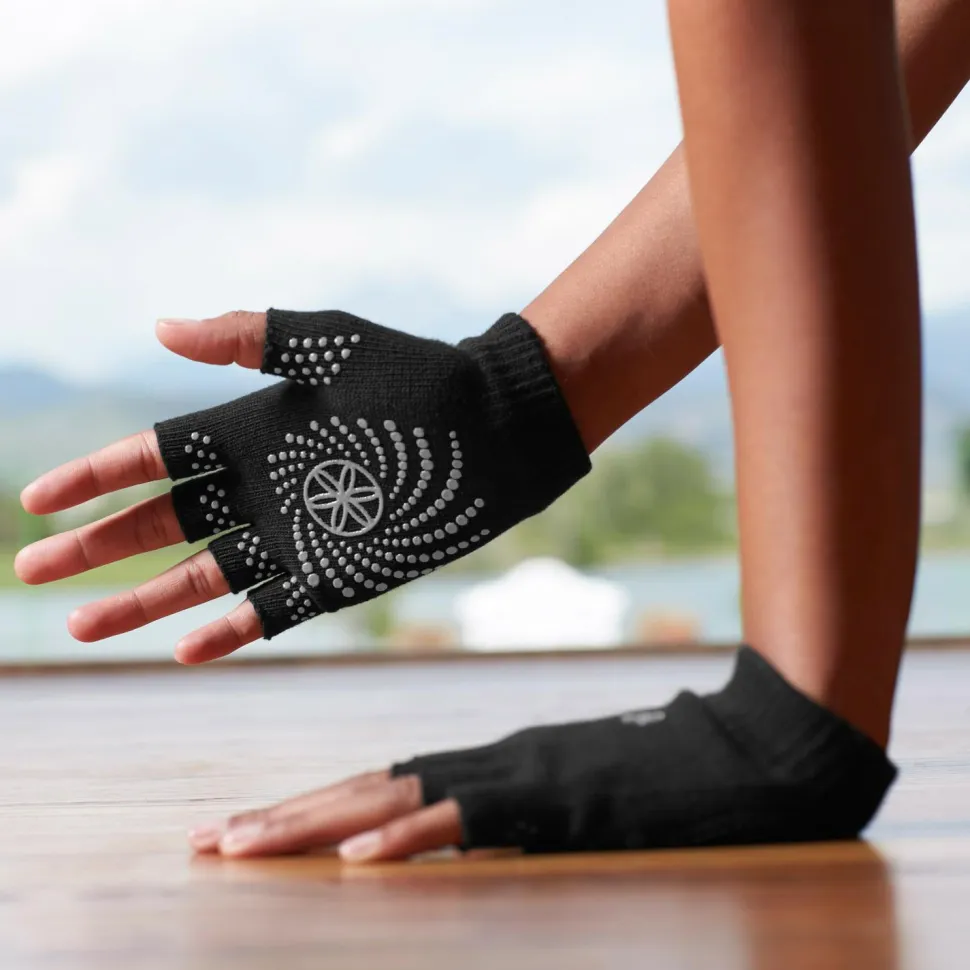 GAIAM - Women's Grippy Yoga Gloves - Sonstiges Yogazubehör