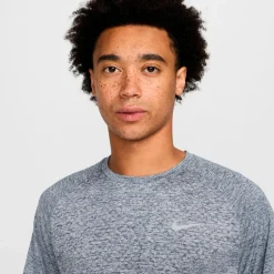 Nike - Stride Dri-Fit ADV Short-Sleeve Running Top - Laufshirt